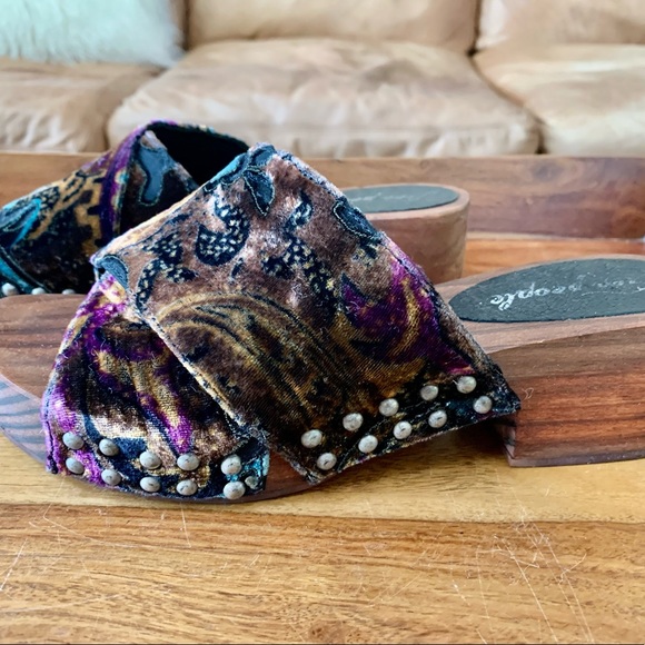 FREE PEOPLE Velvet Wooden Clogs/Slides - Picture 3 of 10